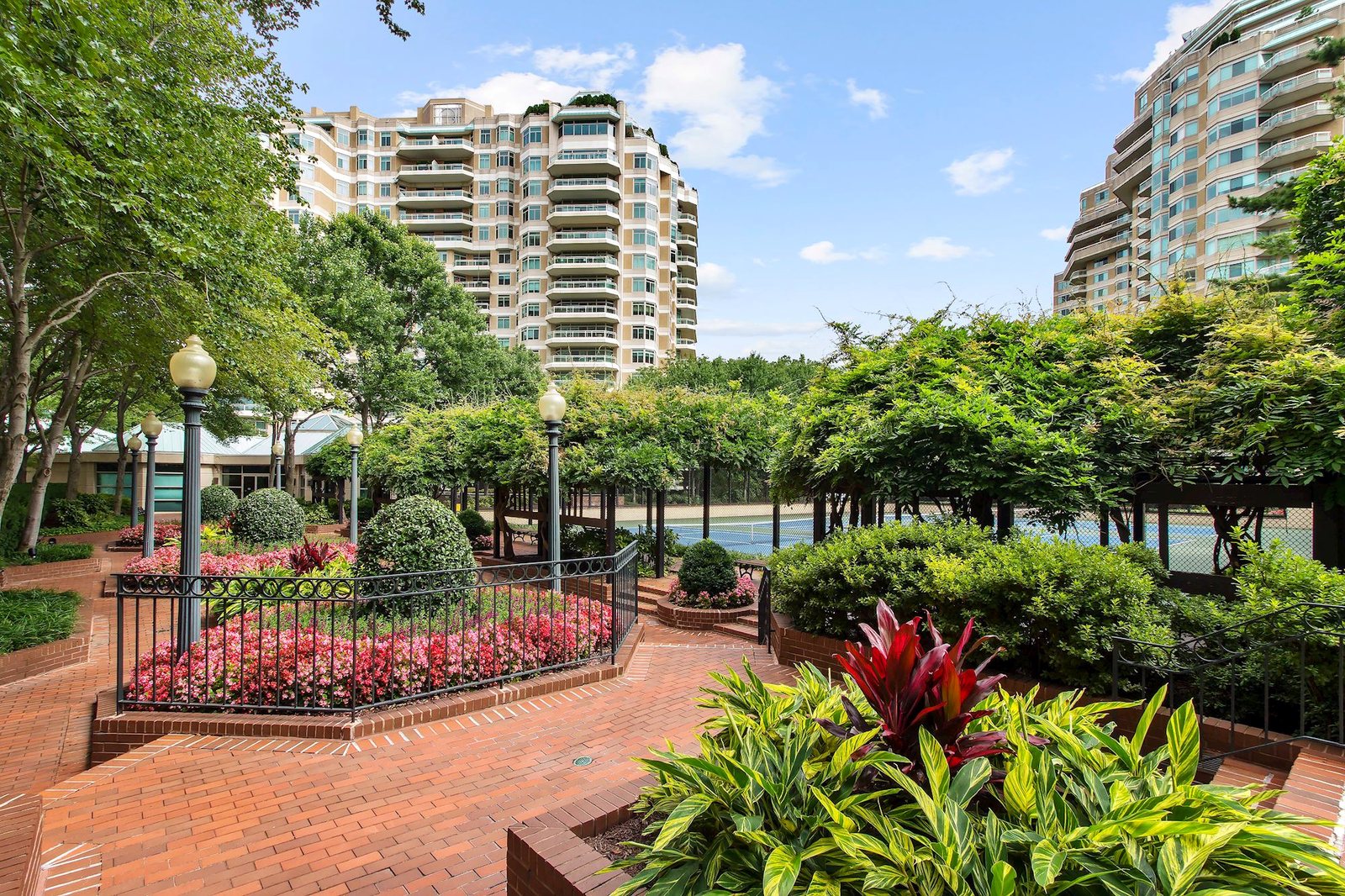 Parc Somerset, Chevy Chase, MD, a $3,750,000 career highlight for Chris Itteilag